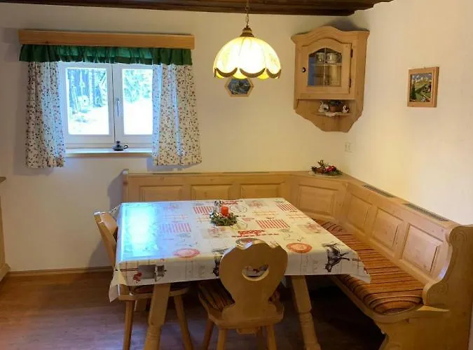 Hochkirg Lehen بيت للعطل